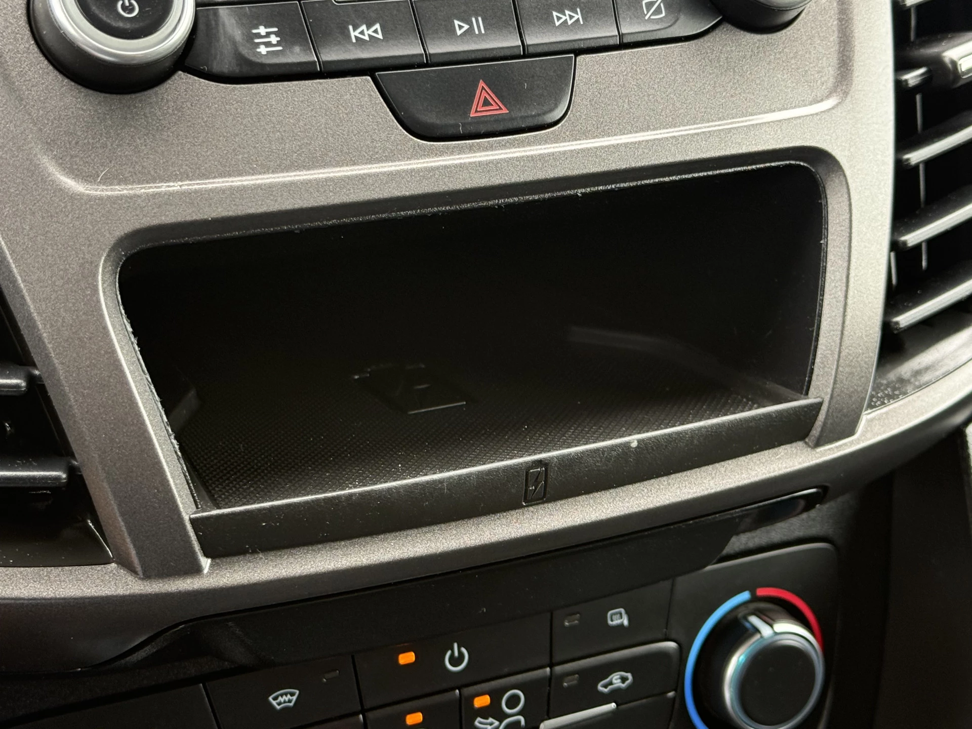 Ford Transit Connect 2019 - 1.0 Ecoboost 100 PK / BENZINE / BPM VRIJ / L1H1 / 1e EIG. / CAMERA / AIRCO / NAVI / INRICHTING obrázek 19