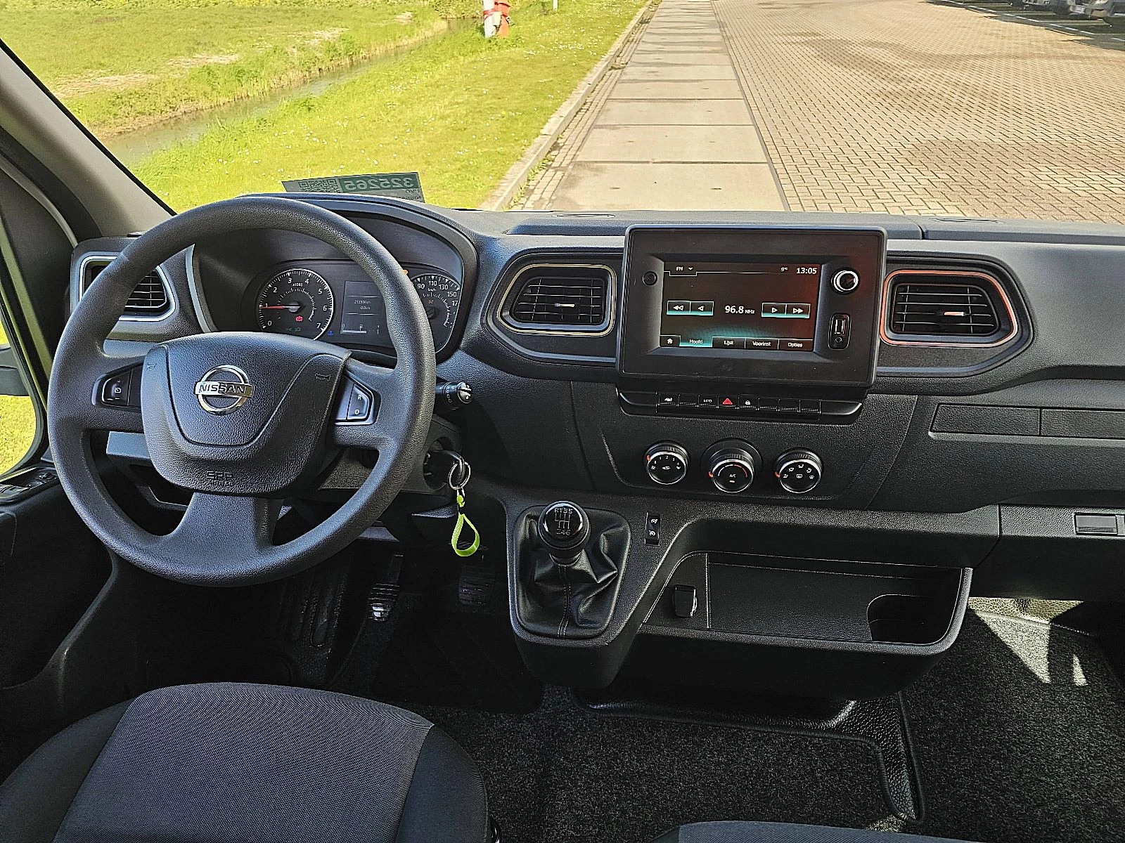 Nissan Interstar 2023 - 2.3 immagine 8