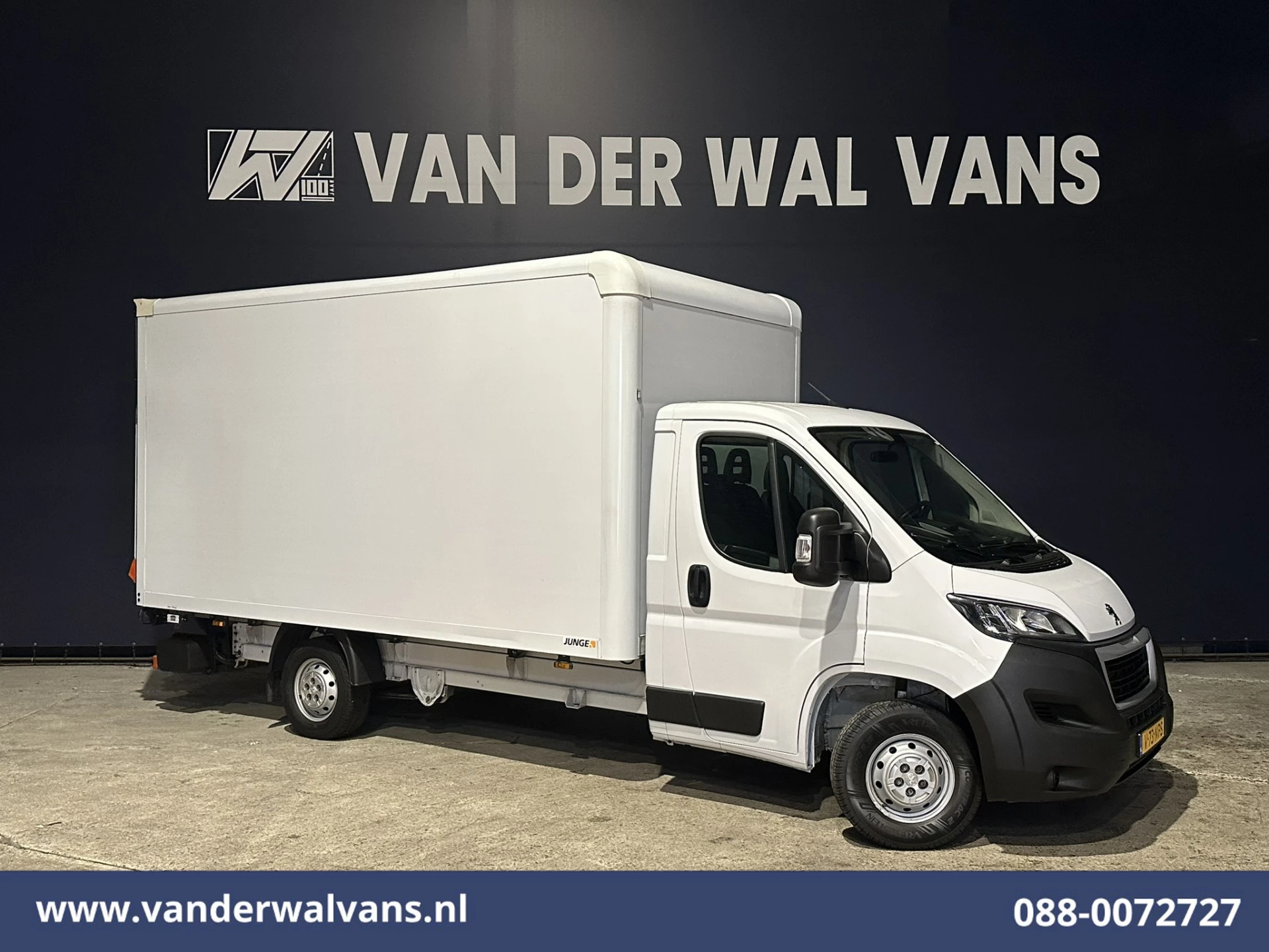 Peugeot Boxer 2022 - 2.2 BlueHDi 141pk Bakwagen 436cm Lang Laadklep Euro6 Airco | Cruisecontrol | 1085kg laadvermogen imagen 1