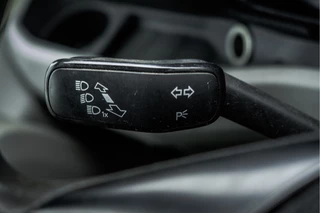 Volkswagen Crafter 2018 - 35 2.0 TDI L3H2 Highline | 141 PK | 4-Motion | Camera | Navi | Cruise | Airco obrazek 18