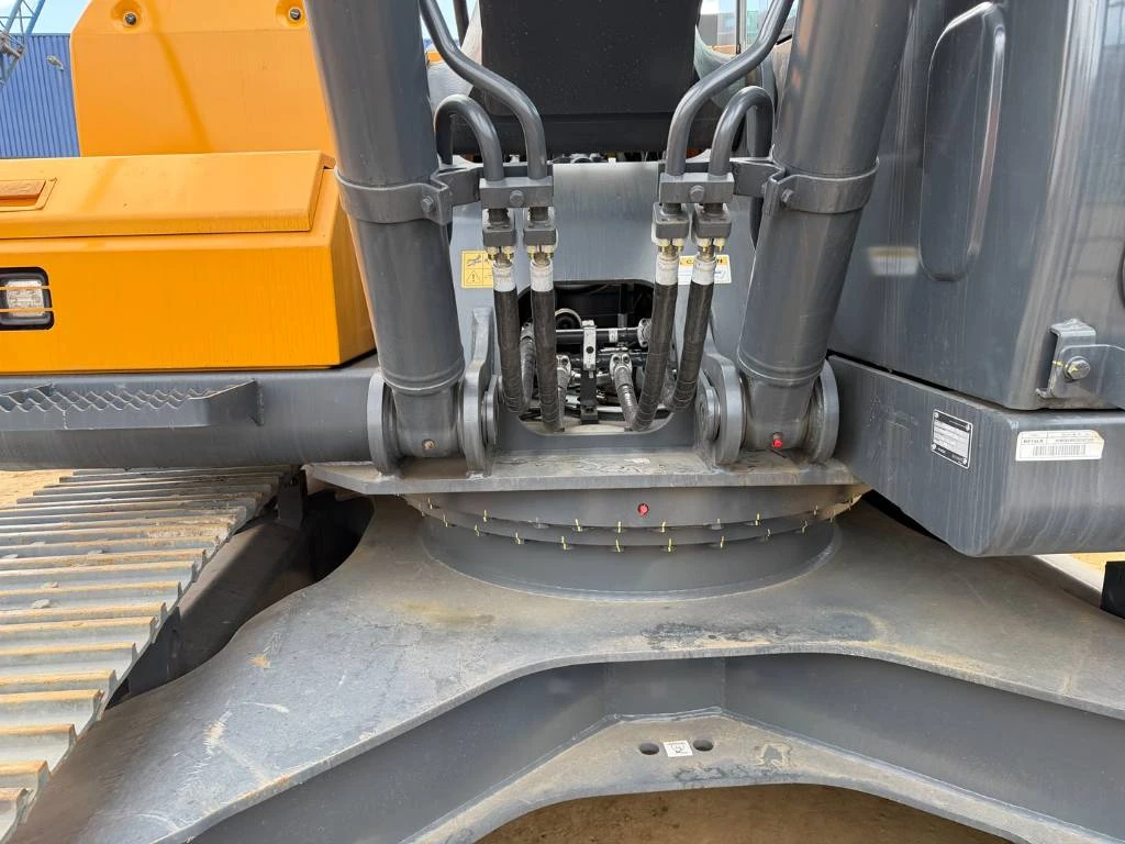 Hyundai 2026 - R215L NEW UNUSED afbeelding 9