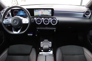 Mercedes-Benz CLA 2022 - Shooting Brake 180 AUT7 AMG NIGHT PAKKET PANORAMADAK SFEER CARPLAY TREKAAK MULTIBEAM KEY-LESS GO zdjecie 2