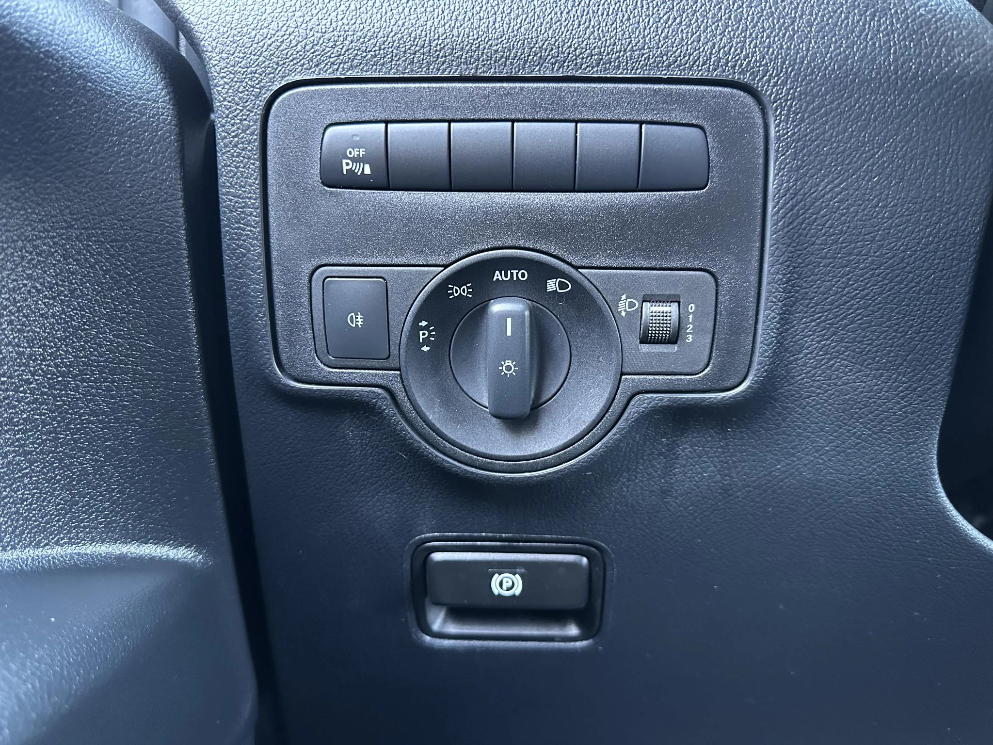 Mercedes-Benz Vito 2023 - 110 CDI L2 Airco Navigatie Parkeersensoren imagem 18