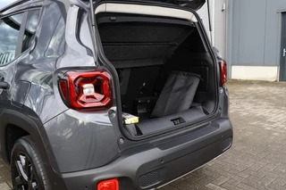 Jeep Renegade 2025 - 4XE HYBRID SUMMIT / LEDER / 18 inch / Apple Carplay изображение 23