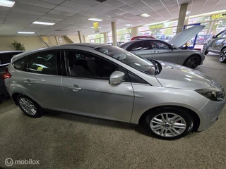 Ford Focus 2012 - 1.0 EcoBoost Lease Titanium afbeelding 2 miniatuur