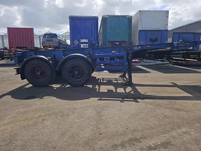 Renders 2 axle 20 ft container chassis steel springs bpw drum heavy duty 1996 image 2