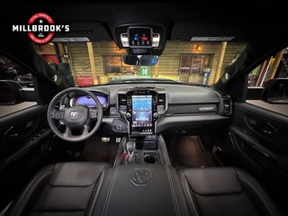 Dodge Ram 1500 2024 - 5.7 V8 4x4 Sport GT image 15