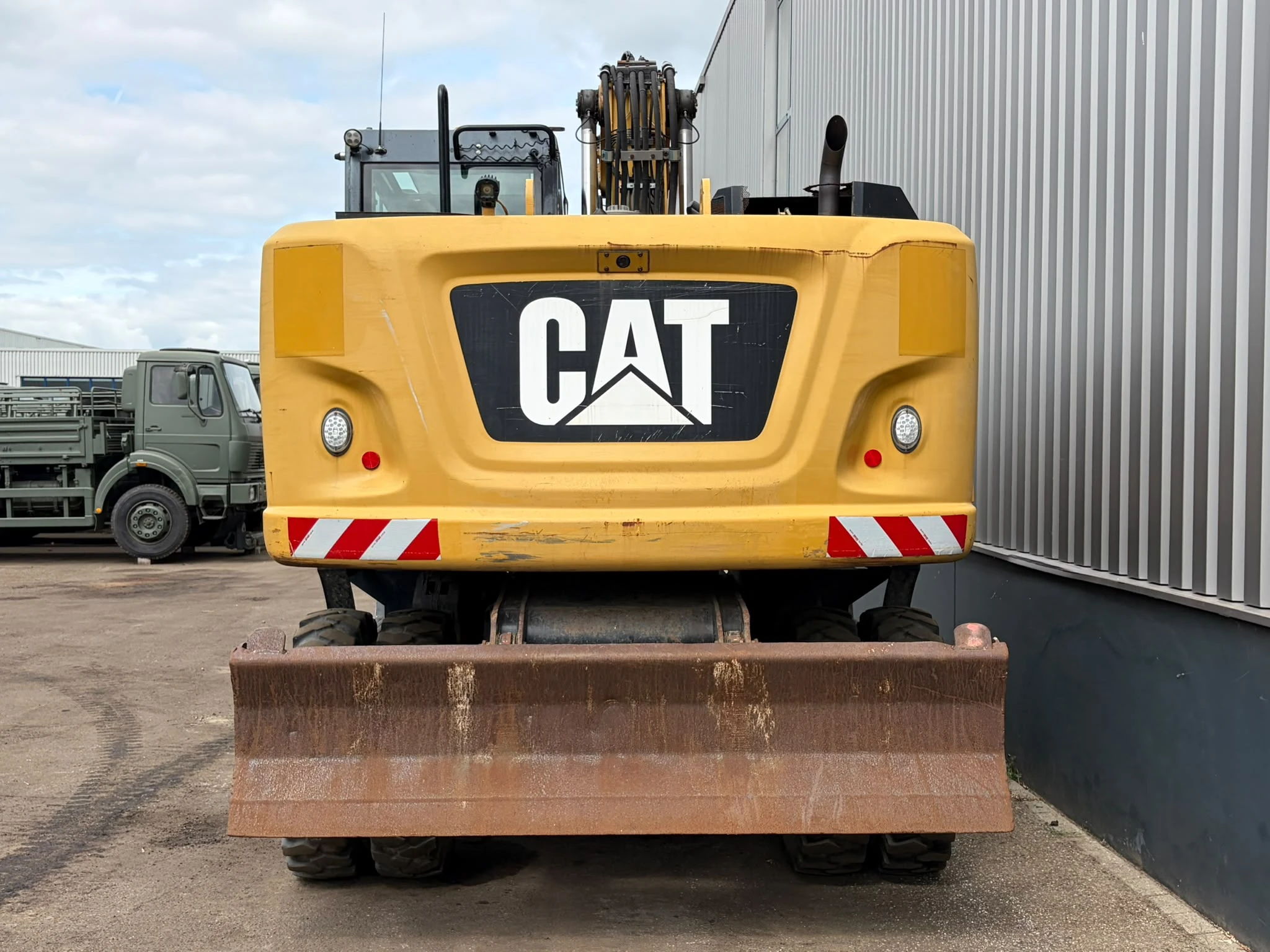 Caterpillar M318F 2015 image 4