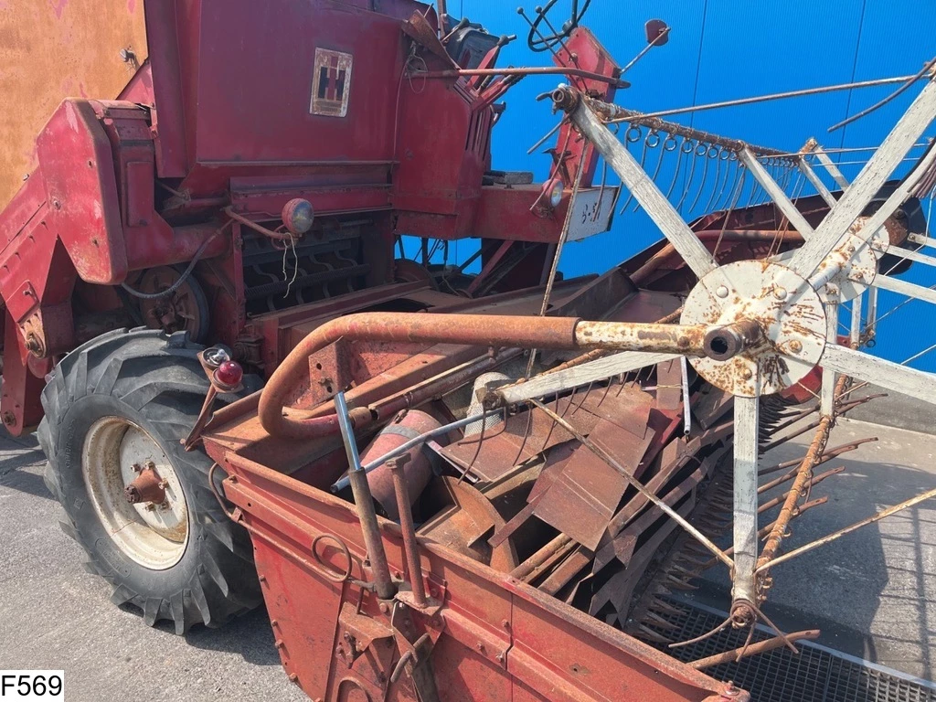 International 1968 - 851 Mc Cormick International 851 afbeelding 5