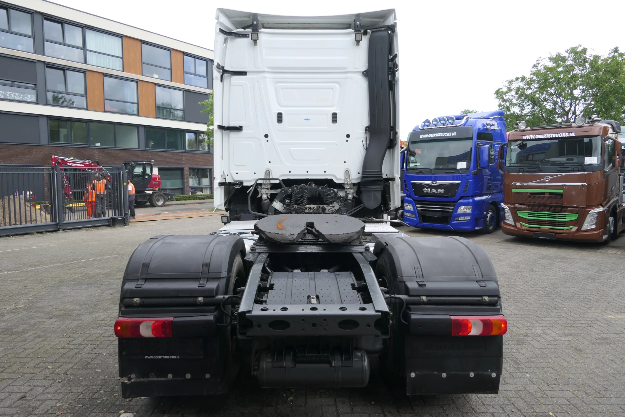 Mercedes-Benz Actros 2019 - 1945 | Hydraulic | Retarder | 521089Km | 2019 | Smart Tacho 2 | Stand Klima | Euro6 | TUV/MOT/APK 02-2027 | Belgium Truck afbeelding 9