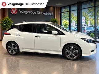 Nissan Leaf 2022 - N-Connecta 40 kWh / camera / Navigatie / cruisecontrol /boeken/stoelverw image 2 miniature