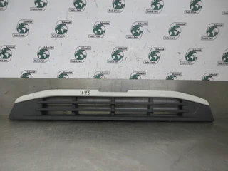 Volvo - 23720279 // 82419435 ONDER GRILL VOLVO FM 370 MODEL 2018 imagen 3 miniatura