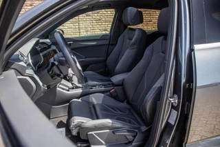 Audi Q3 2023 - 45 TFSI e S-Line, Pano, Leder, Ambient, Carplay obrazek 11