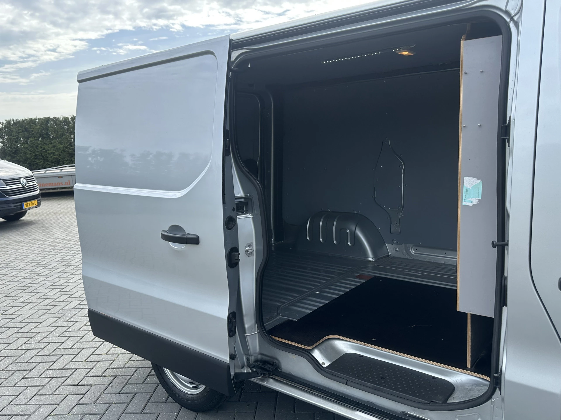 Opel Vivaro 2019 - 1.6 CDTI 126 PK / L1H1 / 1e EIG. / ACHTERKLEP / AIRCO / CRUISE / NAVI / CAMERA / BLUETOOTH immagine 10
