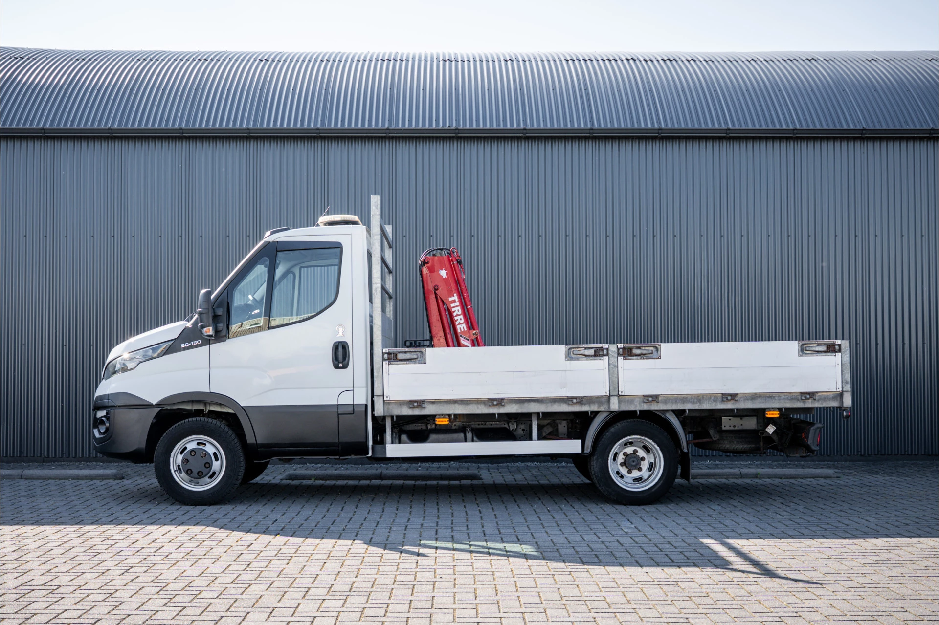 Iveco Daily 2015 - 50C15 3.0L | Open Laadbak | Kraan | Euro 6 | 1ste Eigenaar| 146 PK | 3-Zits image 5