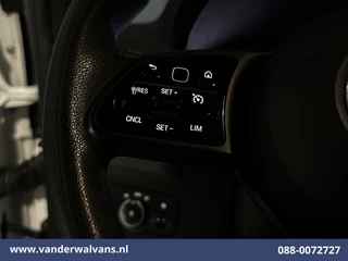 Mercedes-Benz Sprinter 2021 - 317 CDI 170pk L3H2 Euro6 Airco | Camera | Apple Carplay | Cruisecontrol | Chauffeursstoel obrazek 5