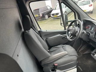 Mercedes-Benz Sprinter 2023 - 517 1.9 CDI Euro 6 E / 143 dkm obrazek 3