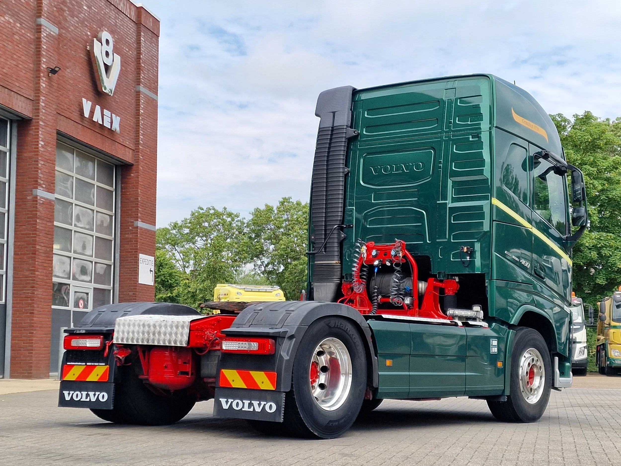 Volvo FH 2019 - 13.460 Globetrotter 4x2 - ADR - Chassis cover - Alloy - Navi image 7