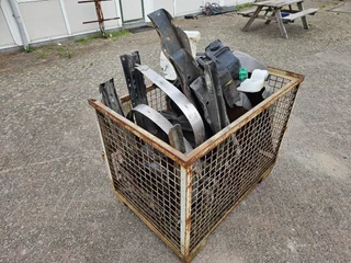 MAN Bak met vrachtwagen onderdelen - N/A zdjecie 5