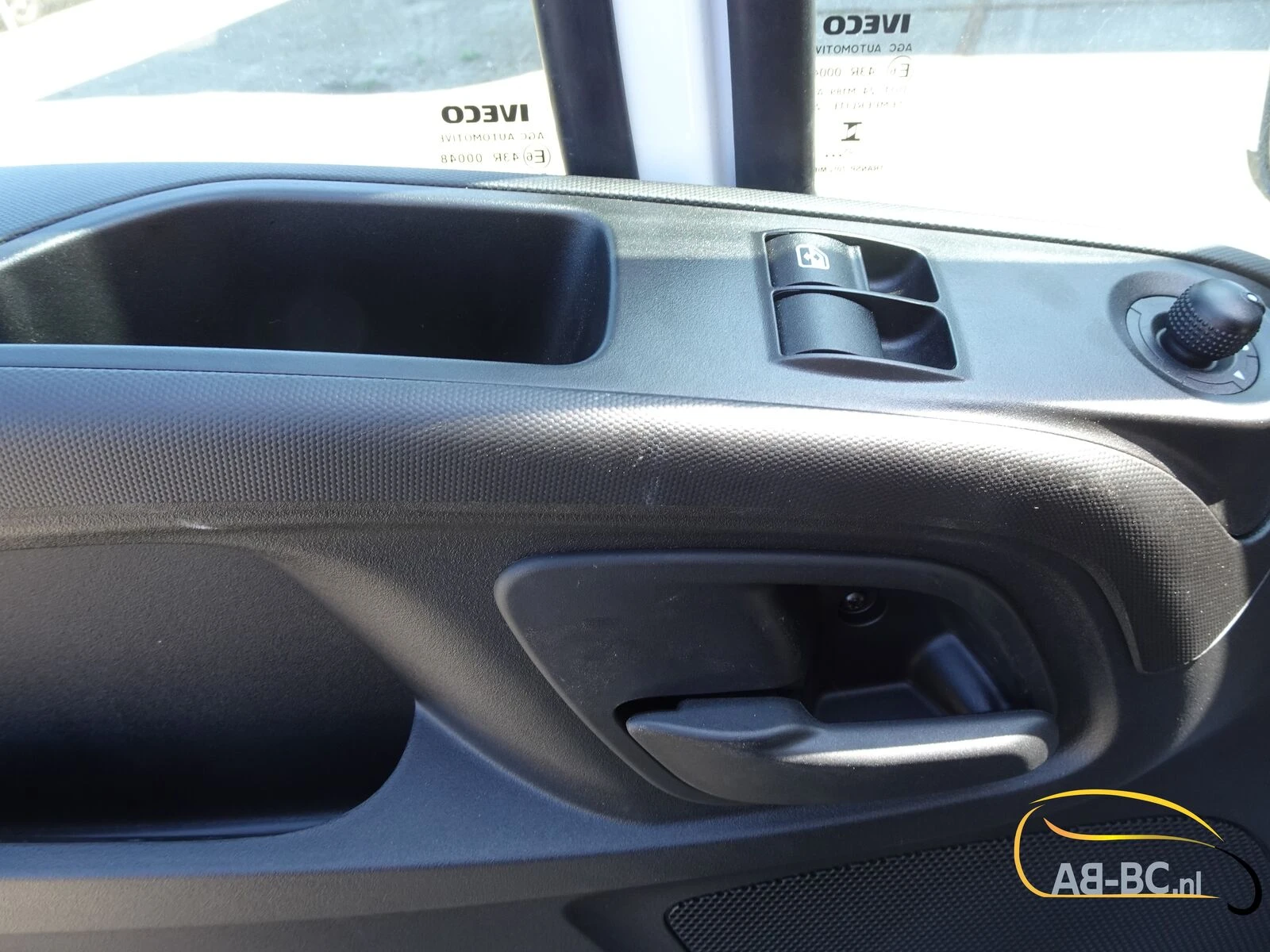 Iveco Daily - 65C18HA8 NEW Automatic 24 seats afbeelding 23