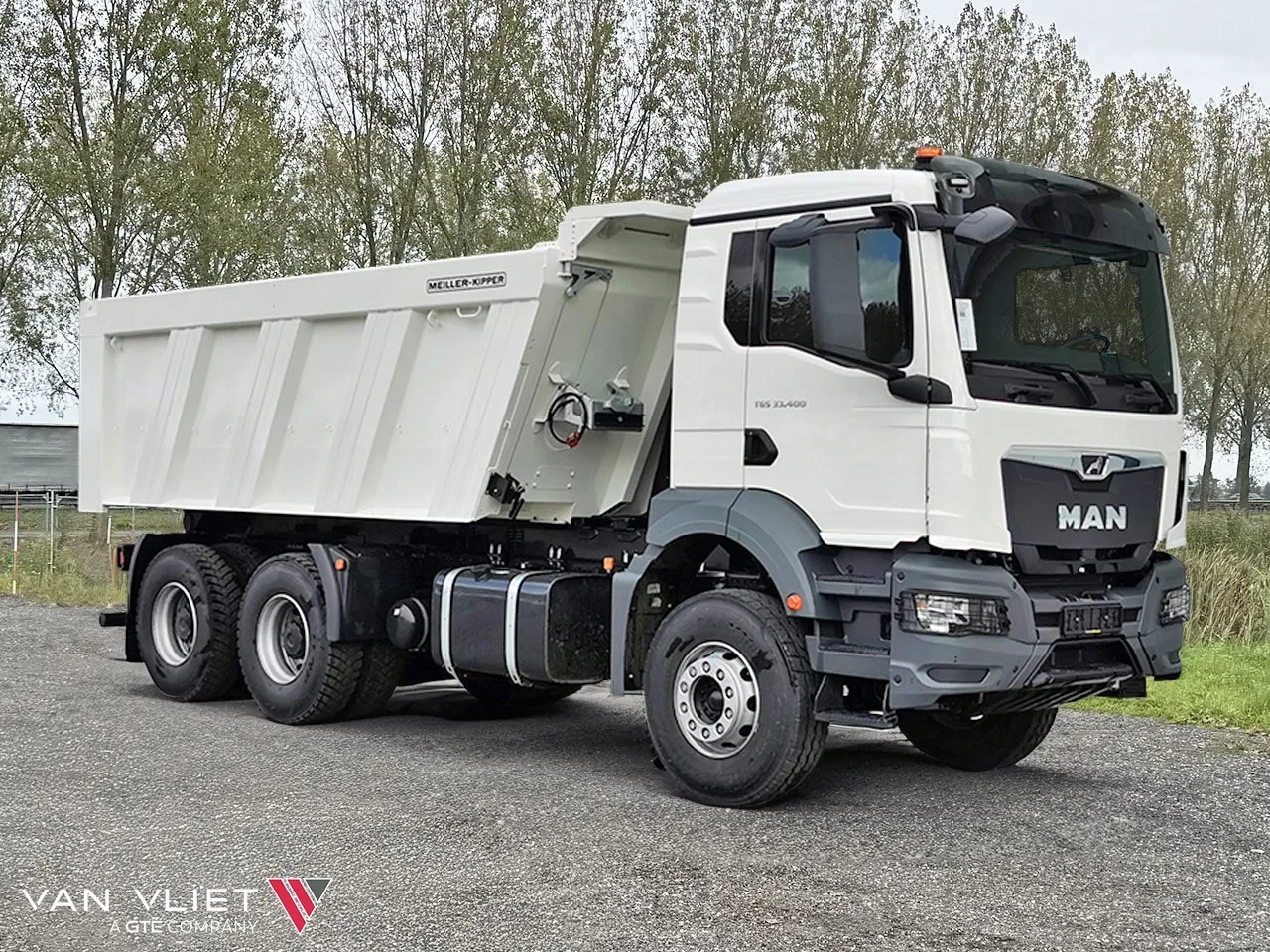 MAN TGS 2023 - 33.400 BB CH Tipper Truck (9 units) afbeelding 1