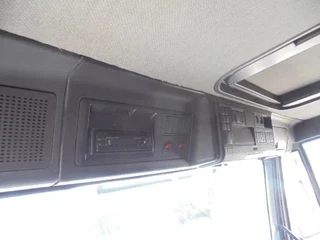 Iveco EuroTrakker 2001 - 410 E37H obrazek 29