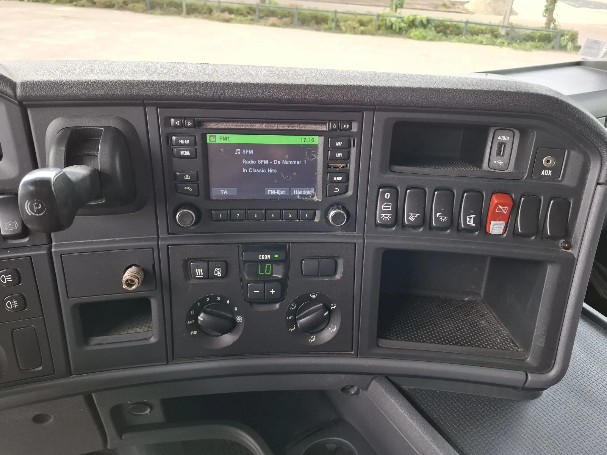 Scania G - G490 / RETARDER / HYDRAULICS / TUV:15-10-2026 / ALCOA / XENON / FULL-AIR / AUTOMATIC / EURO-6 / 2014 Bild 23