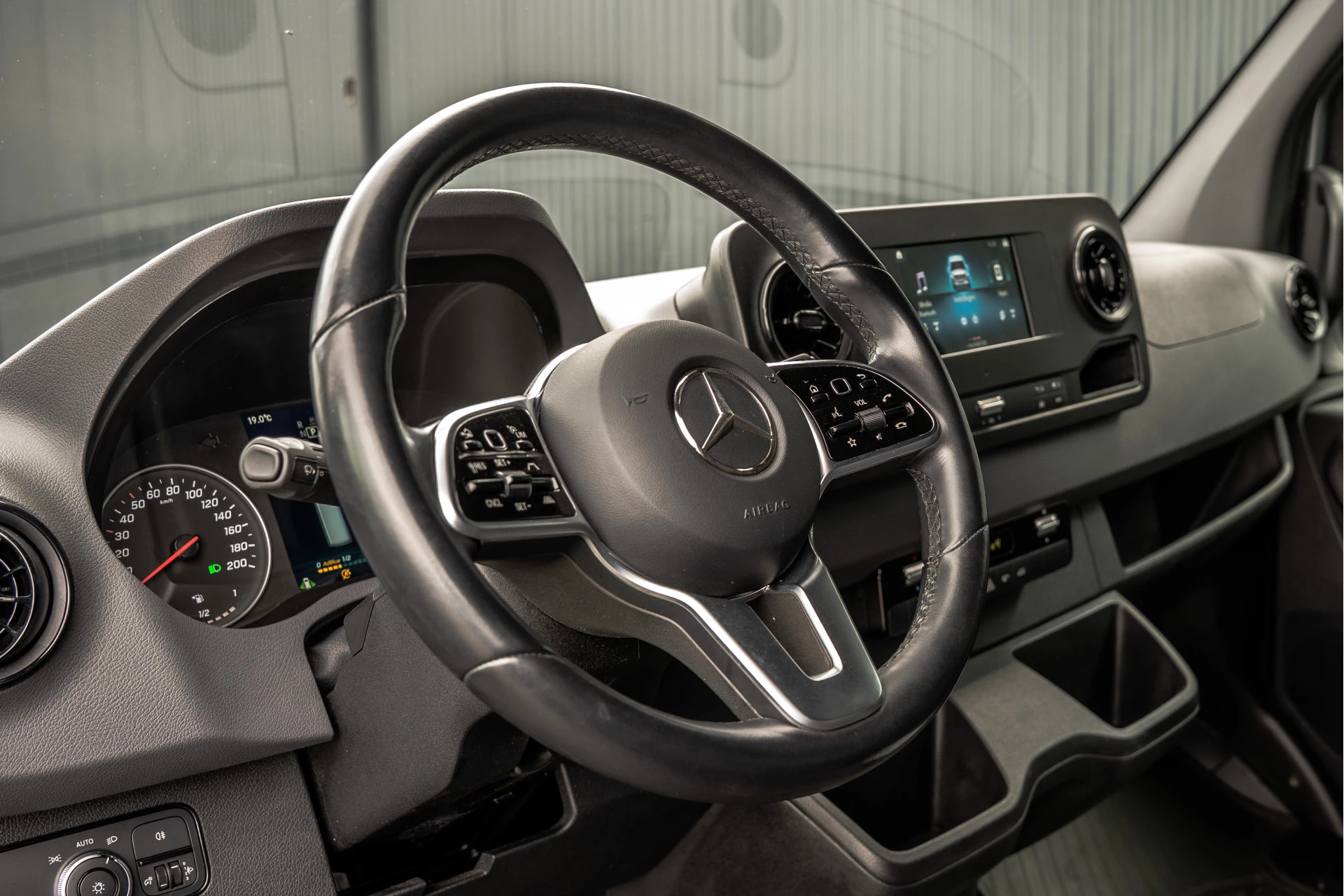 Mercedes-Benz Sprinter 2021 - 317 CDI RWD L2H1 | 170 PK | Automaat | 1e Eigenaar | Cruise | Camera | Mbux | PDC | Climatronic Bild 11