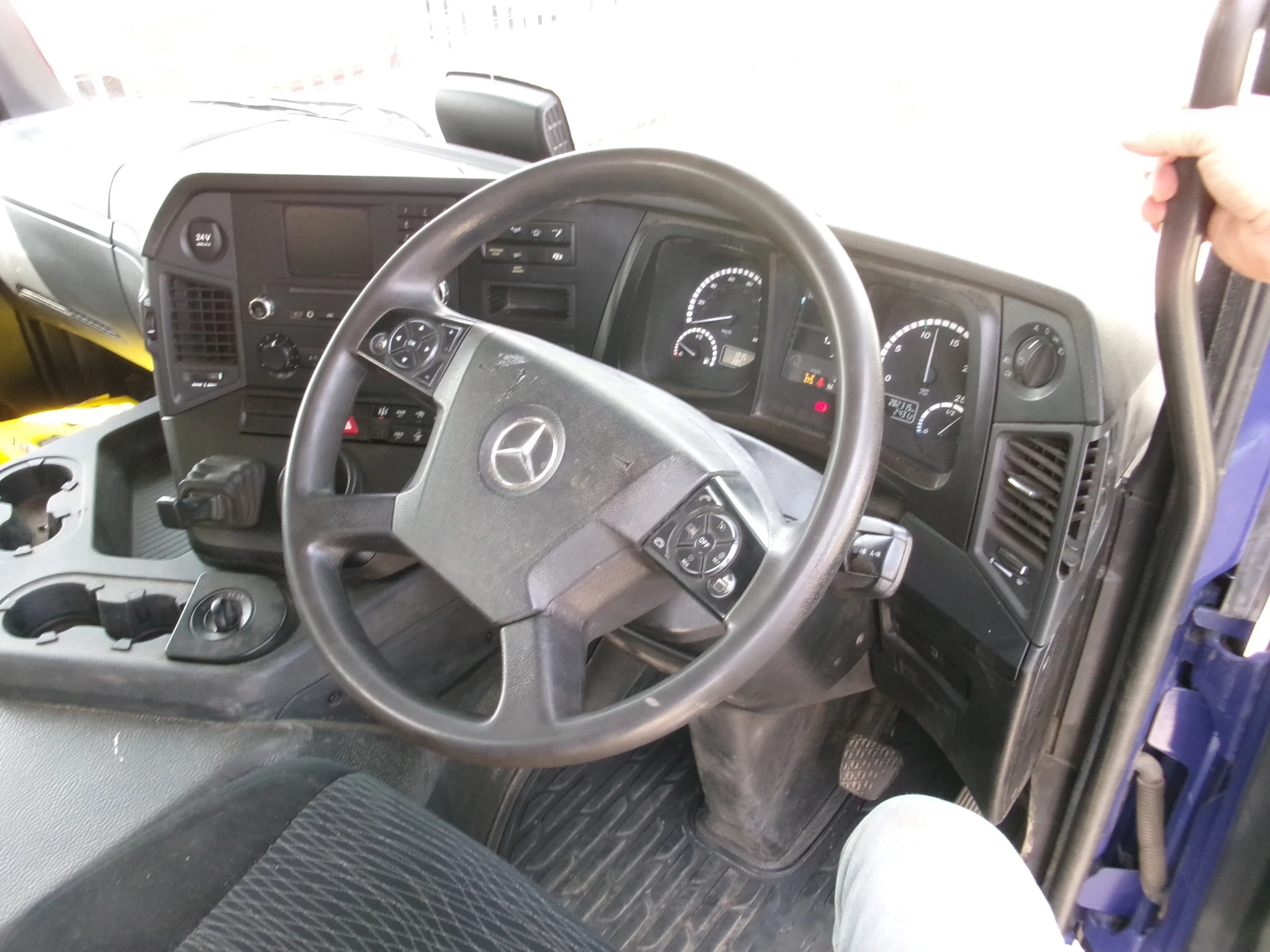 Mercedes-Benz Arocs 3240 2019 - 8X4 KIPPER immagine 8