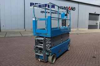 Genie 2013 - GS2632 Electric, 10m Working Height, Non Marking T image 3 miniature