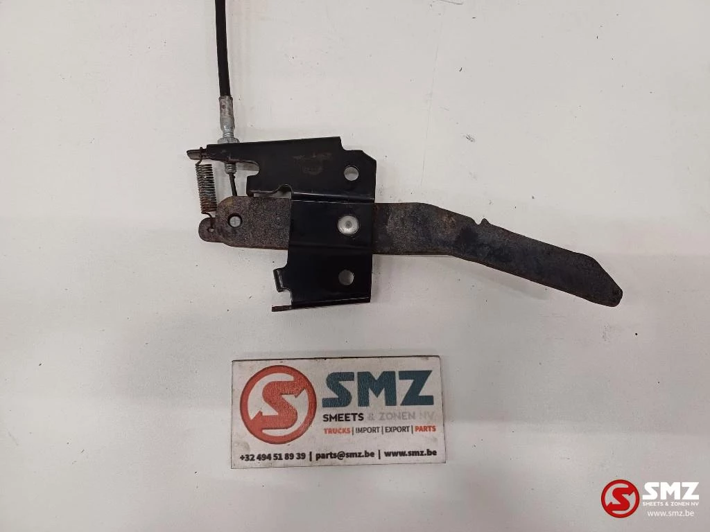 Caterpillar 2022 - Cabin door lever + cable Caterpillar immagine 4