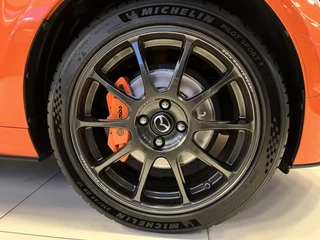 Mazda MX-5 2019 - ND Roadster 2.0 SkyActiv-G 184PK 30th Anniversary Edition Nr. 2472/3000 zdjecie 105