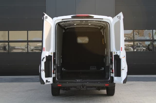 Ford Transit 2024 - 350 2.0 TDCI L3H2 Trend MHEV 170pk Trend - Navigatie - Blind Spot - Adaptive cruise - Camera - 270gr deuren - Trekhaak - Rijklaar image 4