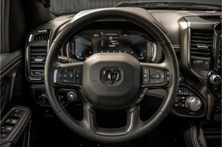 Dodge Ram 1500 2024 - 1500 LIMITED 5.7L V8 | 1e Eigenaar | Head up | Luchtvering | Rambox | Split Tailgate | Pano | Harman / Kardon изображение 16