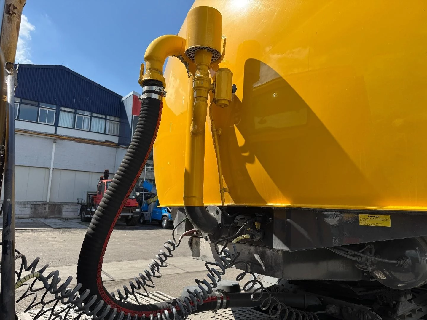 DAF 400 2017 - CF image 16