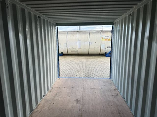 Onbekend N/A 2021 - nice 20FT DV 8'6" container with valid CSC: 02/2028 / 2x available image 10