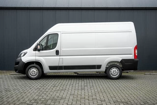 Peugeot Boxer 2021 - 330 2.2 BlueHDi 120 L2H2 Premium | Camera | Cruise | Navi | Airco | Trekhaak imagen 5