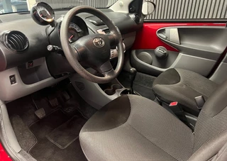Toyota Aygo 2012 - 1.0-12V Dynamic Navigator - 1e Eigenaar - NAP - NAV - Airco. bild 20