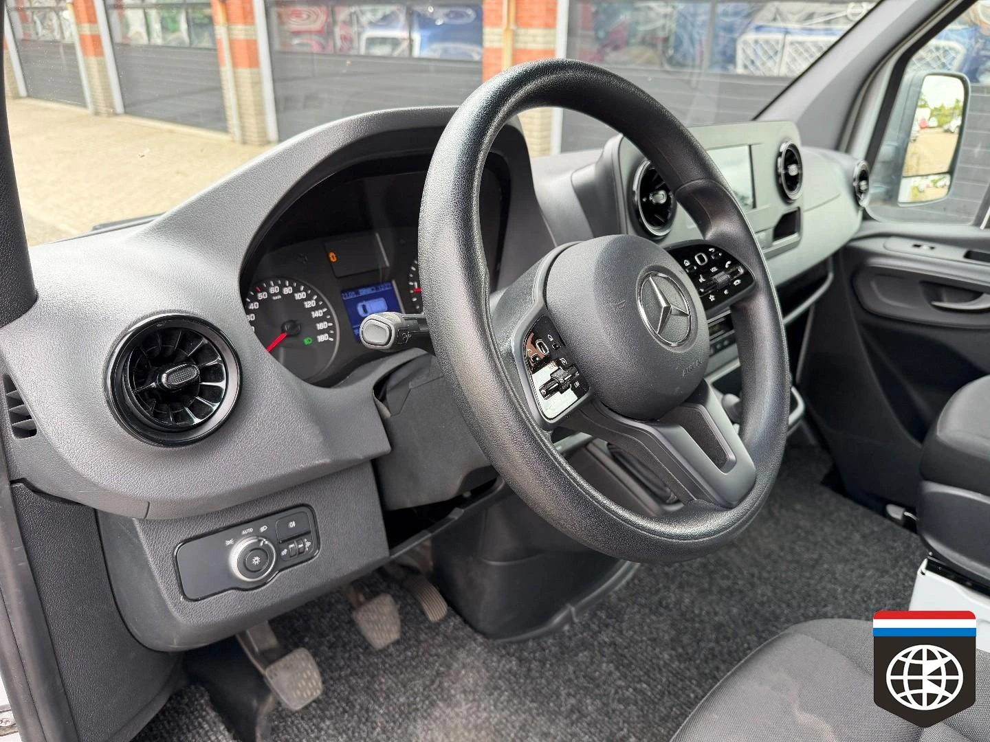 Mercedes-Benz Sprinter 2023 afbeelding 10