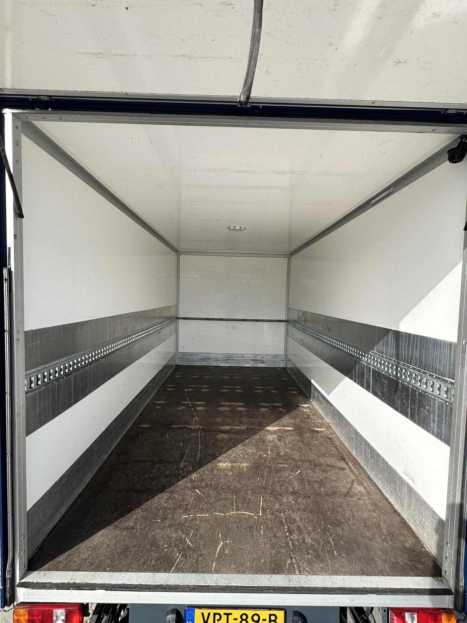 Volkswagen Crafter 2022 - 35 2.0 TDI Highline Bakwagen met laadklep, obrázek 10