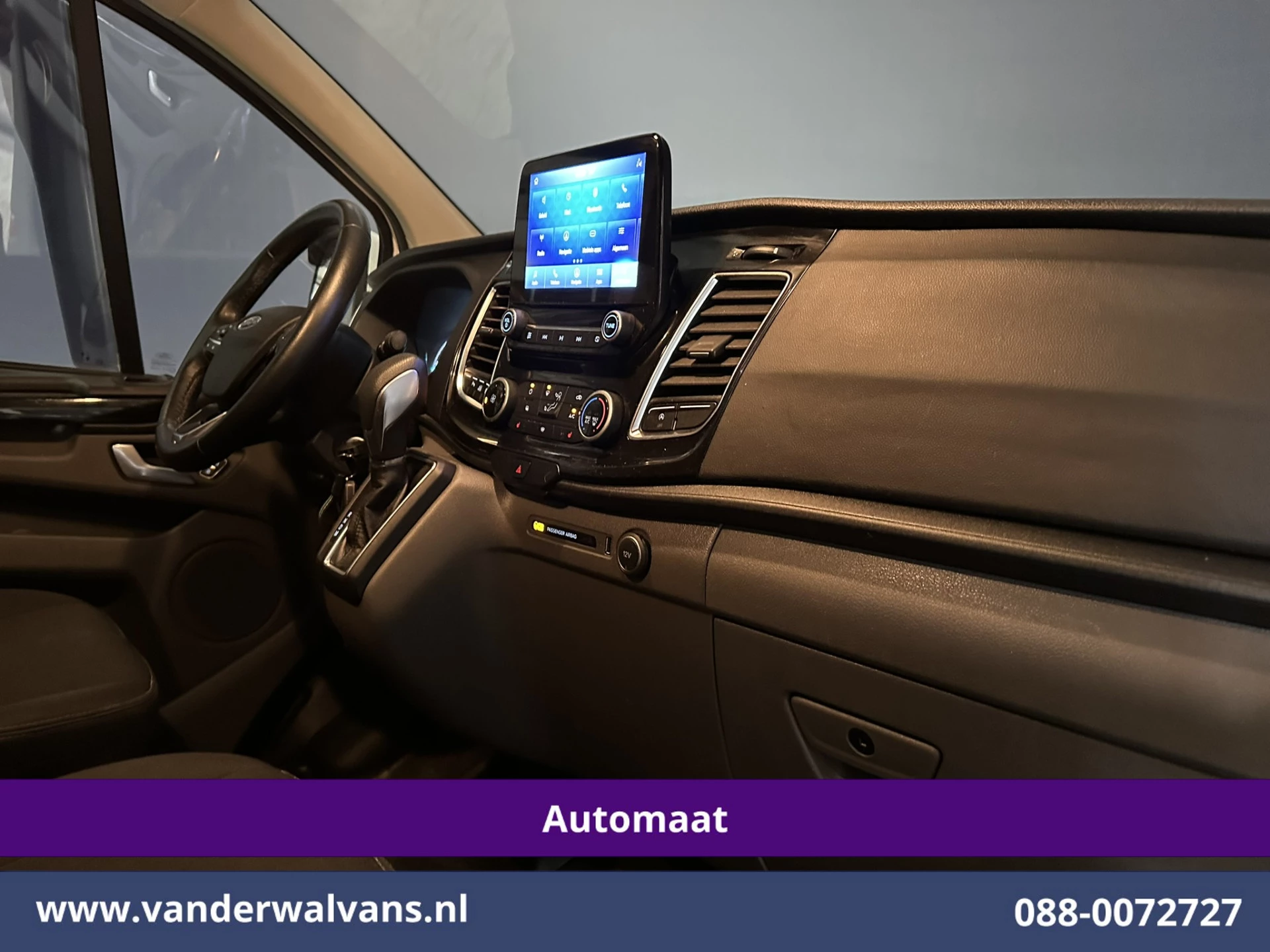 Ford Transit Custom 2021 - 2.0 TDCI 130pk Automaat L1H1 Limited Editie Euro6 Airco | Camera | Navigatie | LED Bild 17
