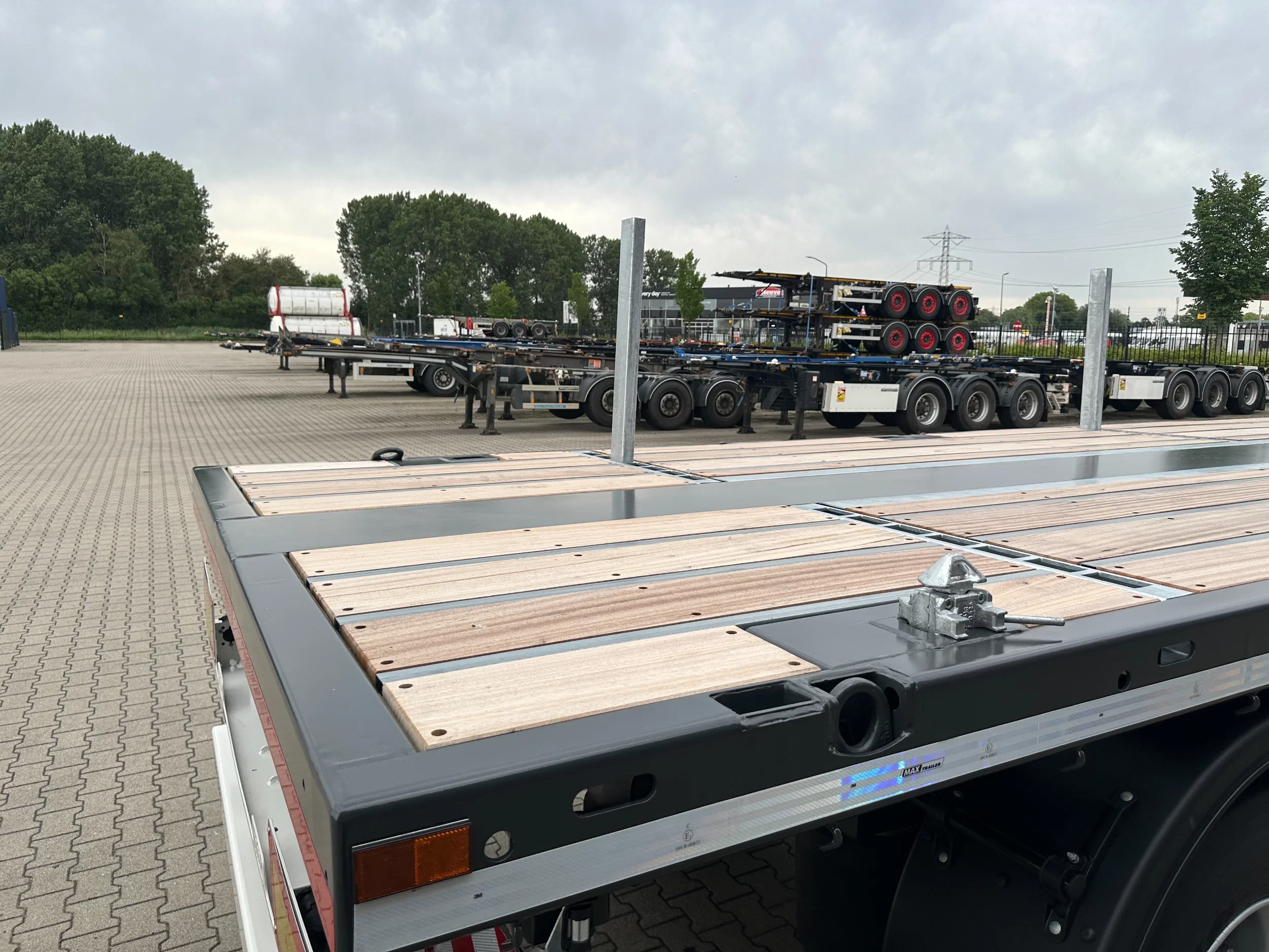 Faymonville 2026 - MAX210-Z-3AA-13.60-22.5-2.54 / 2X EXTENDABLE UP TO 29m / 3X HYDRAULIC STEERING / NEW + DIRECTLY AVAILABLE FROM STOCK afbeelding 50