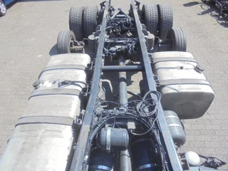 MAN TGS 2016 - 6X2 1 CYLINDER NOT OK bild 16