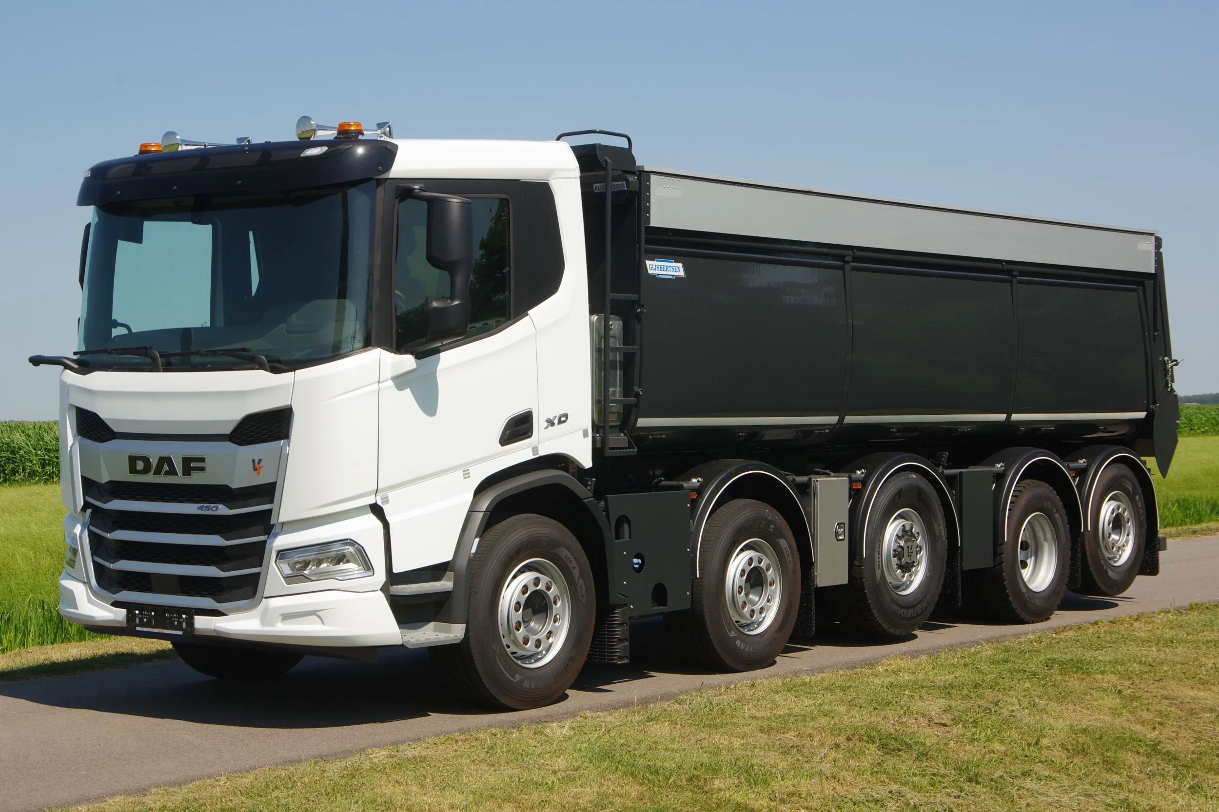 DAF XD 450 2024 - 50-tons 10x3/ 10x4 met Gijsbertsen achteroverkipper afbeelding 1