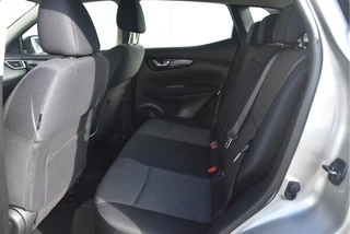 Nissan QASHQAI 2015 - 1.2 Connect Edition zdjecie 18