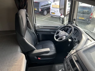 DAF XF 450 FT 2019 - Space Cab / 593 dkm / Skirts afbeelding 3
