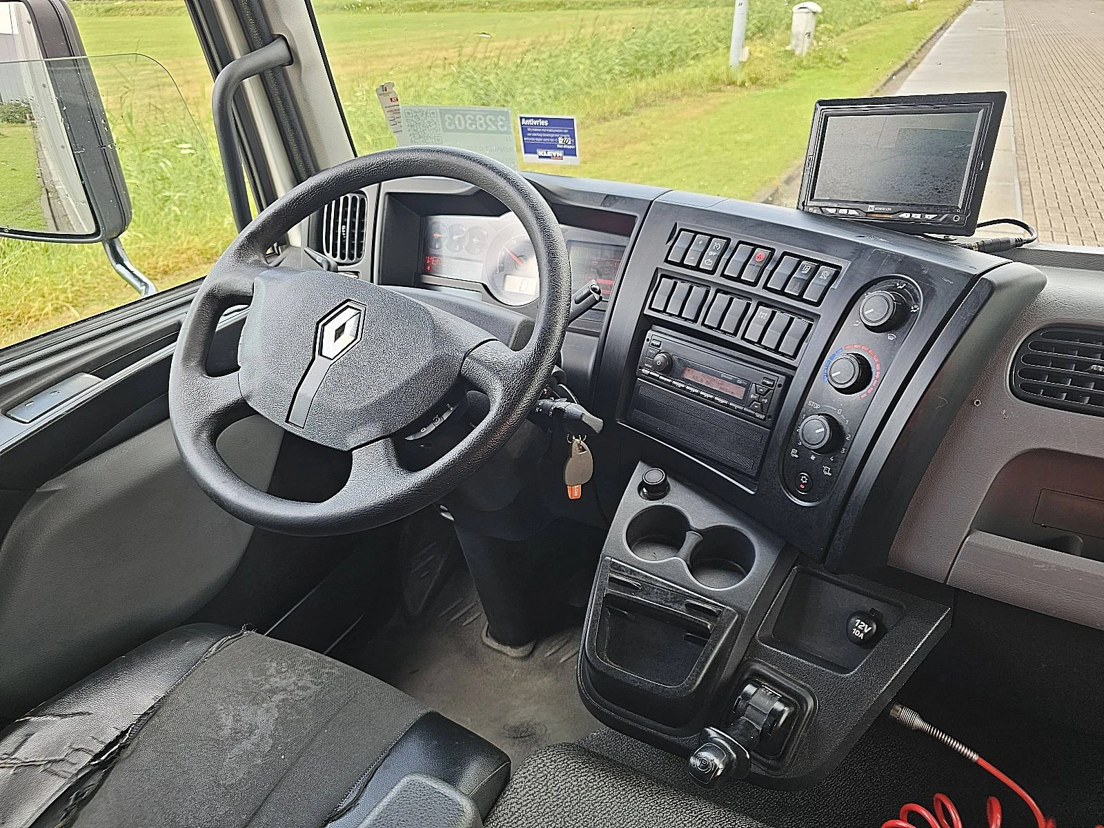 Renault 2018 - D 210 afbeelding 8