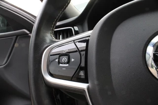 Volvo V60 2020 - 2.0 T5 R-DESIGN / Panorama dak / 250 PK obrazek 32