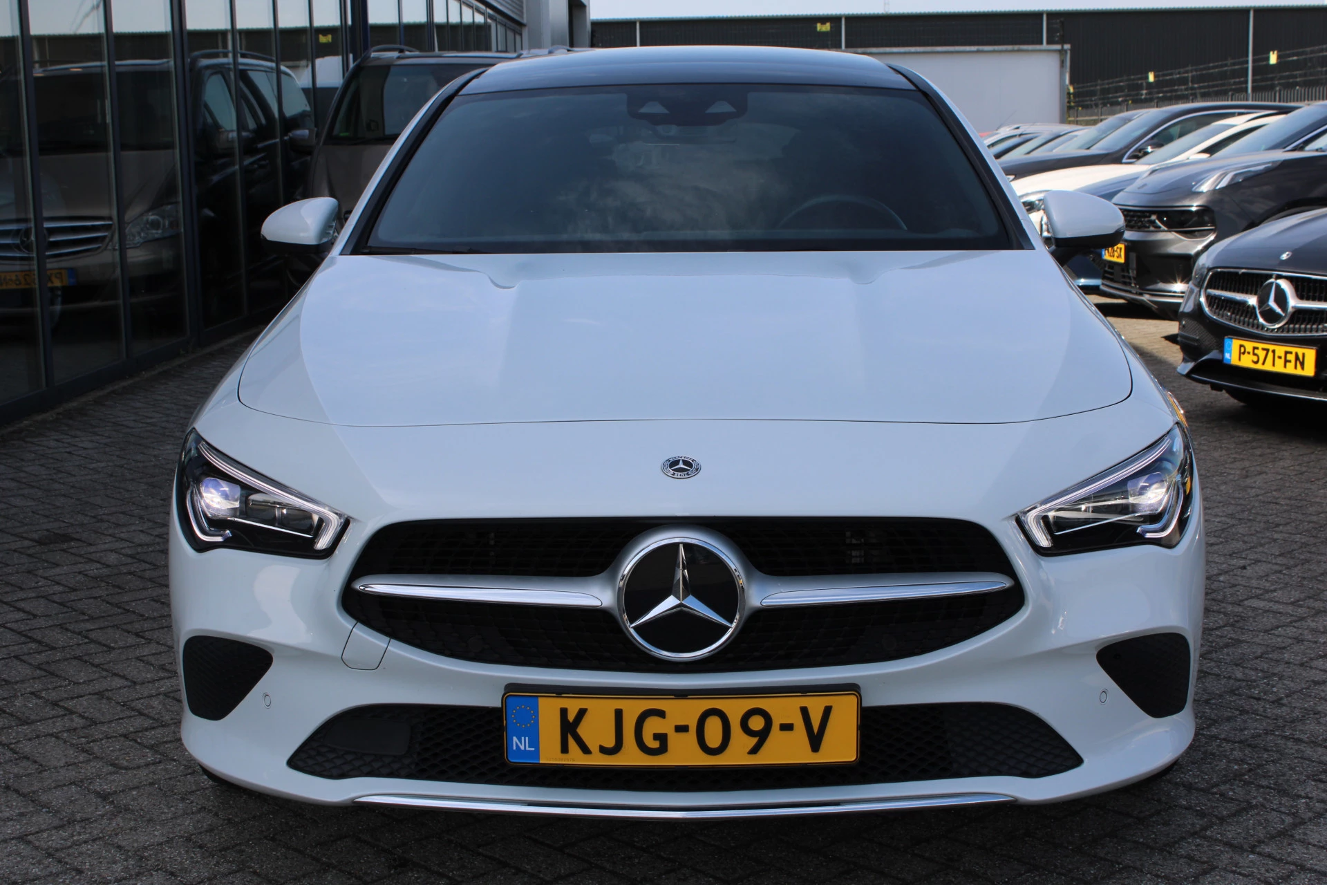 Mercedes-Benz CLA 2022 - Shooting Brake 250e AUT8 Luxury Line PANORAMADAK SFEER LEDER MULTIBEAM KEY-LESS GO obrázek 8