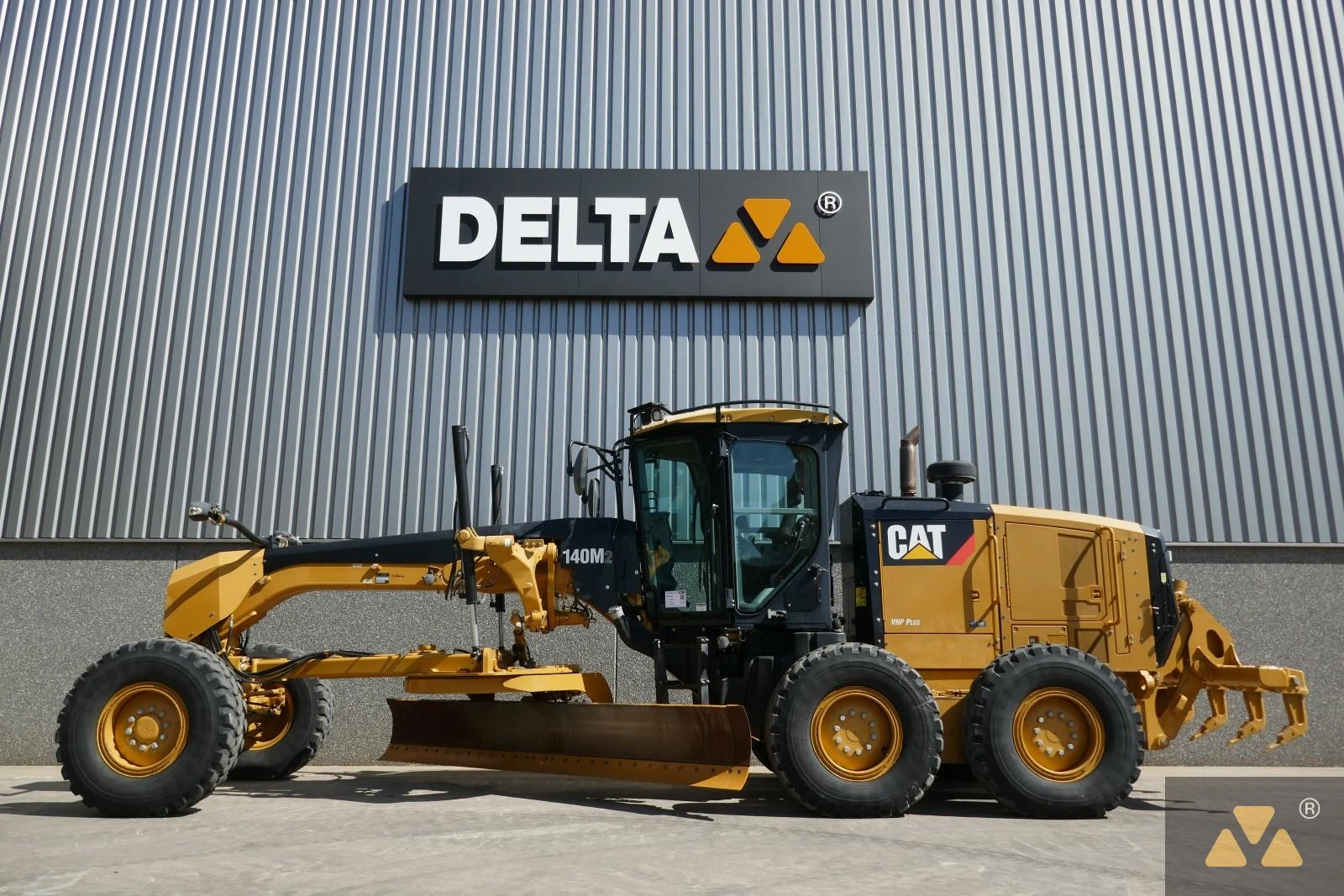 Caterpillar 2011 - 140M2 image 1